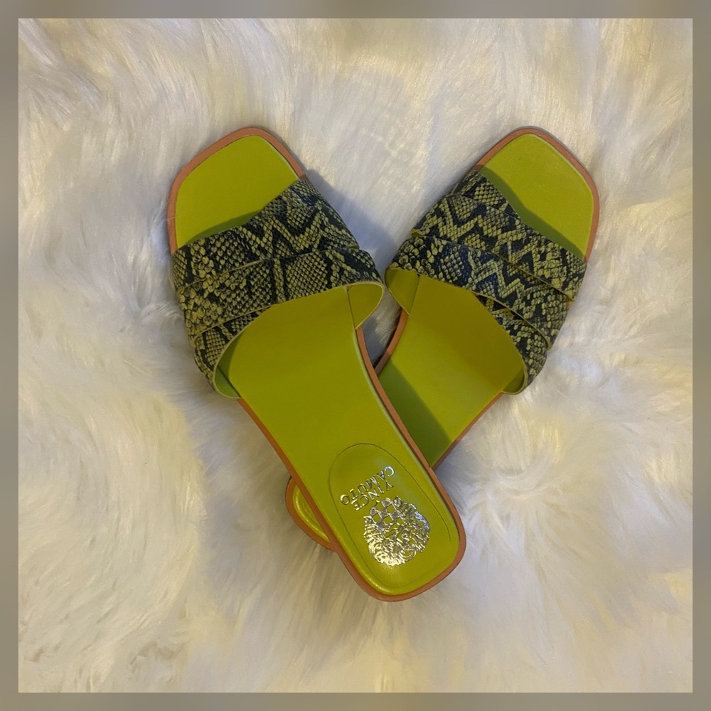 Vince Camuto Women's Ydelle Green Python Slides